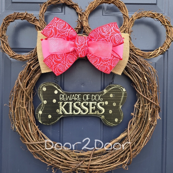 Beware of Dog Kisses 🐾Welcome Paw Wreath